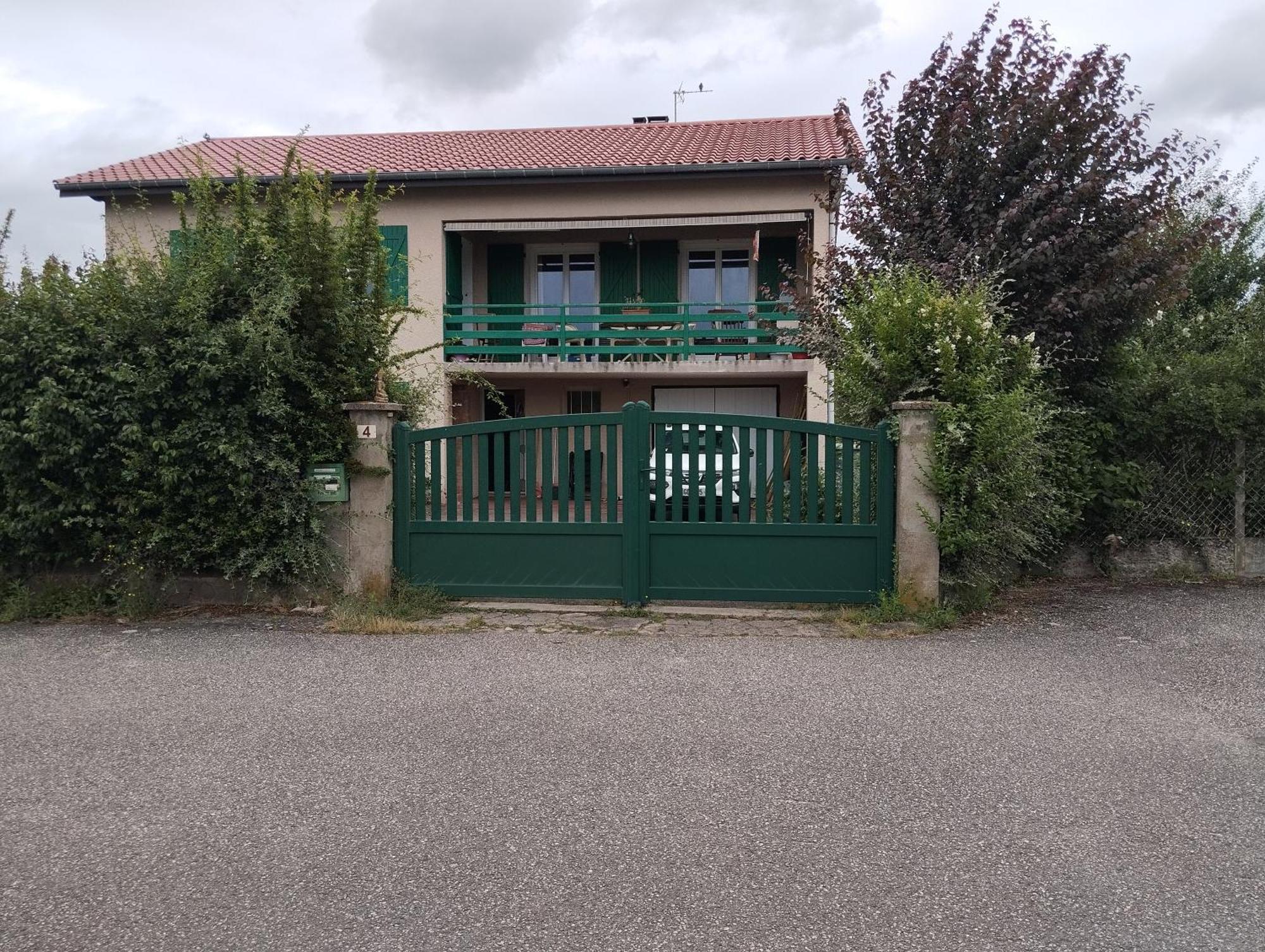 L'Escale Thermale Montrond-les-Bains Exterior foto